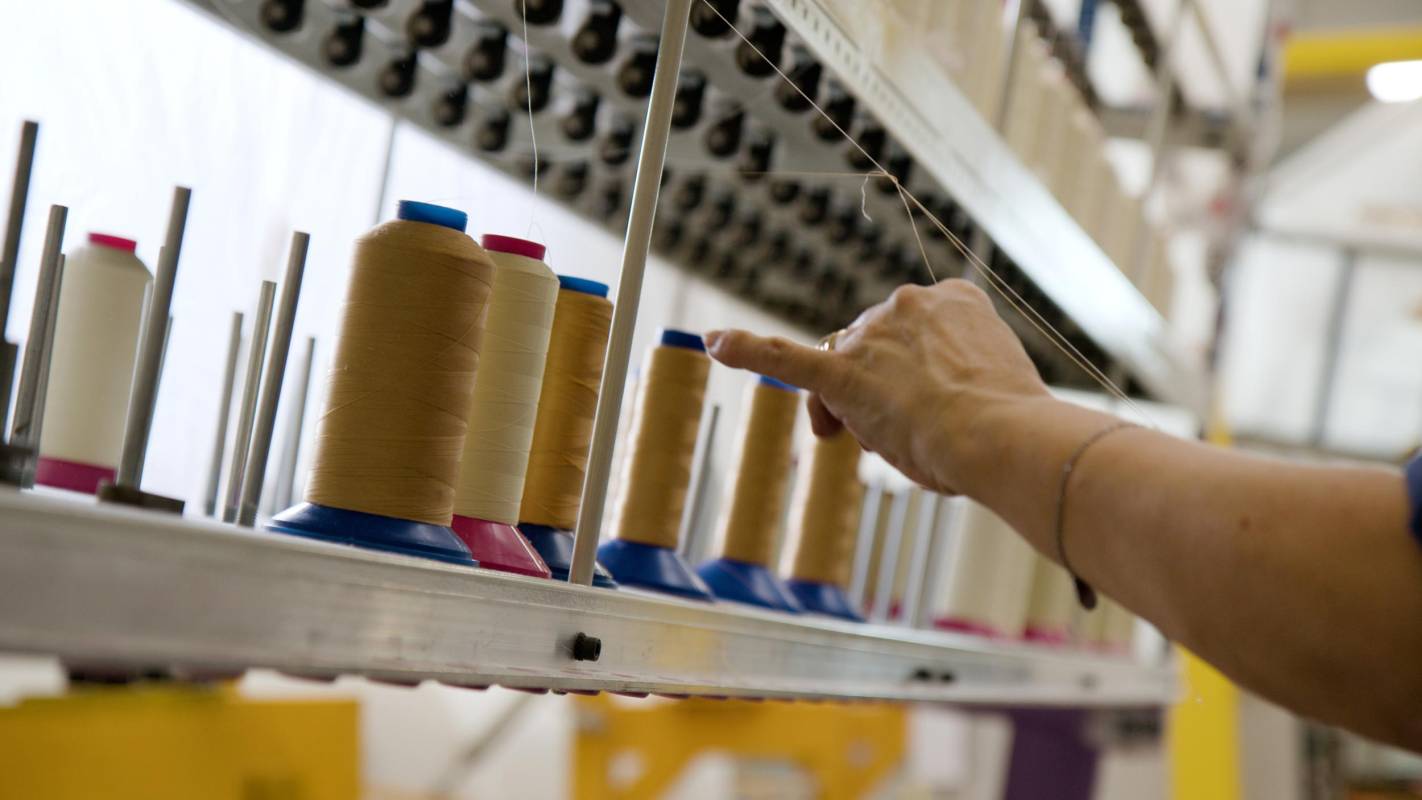 tinova-trapuntificio-copriletti-plaid-como-telaio-6